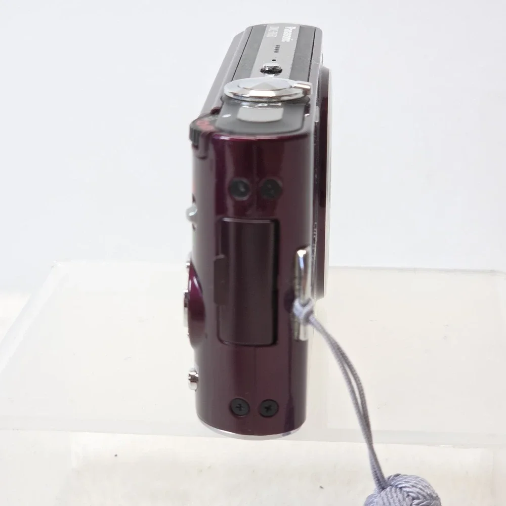 Panasonic Lumix DMC-FX60 12.1MP Digital Camera purple Tested / Working *Read*